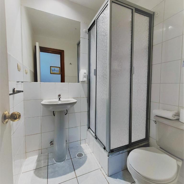Maki Hostels & Suites Valparaiso - Habitación Individual con baño privado - 1
