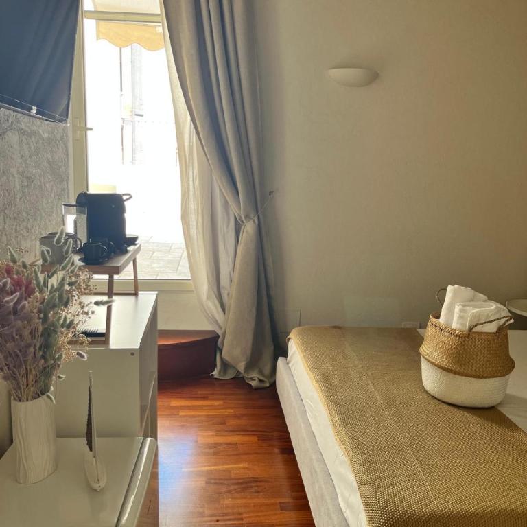 Apulia Journey - Manzoni 11 - Double Room with Terrace - 3