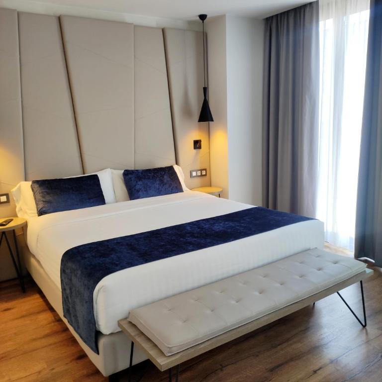 Taverna de la Sal Boutique Hotel - Habitación Doble Deluxe con balcón y vistas al mar - 9