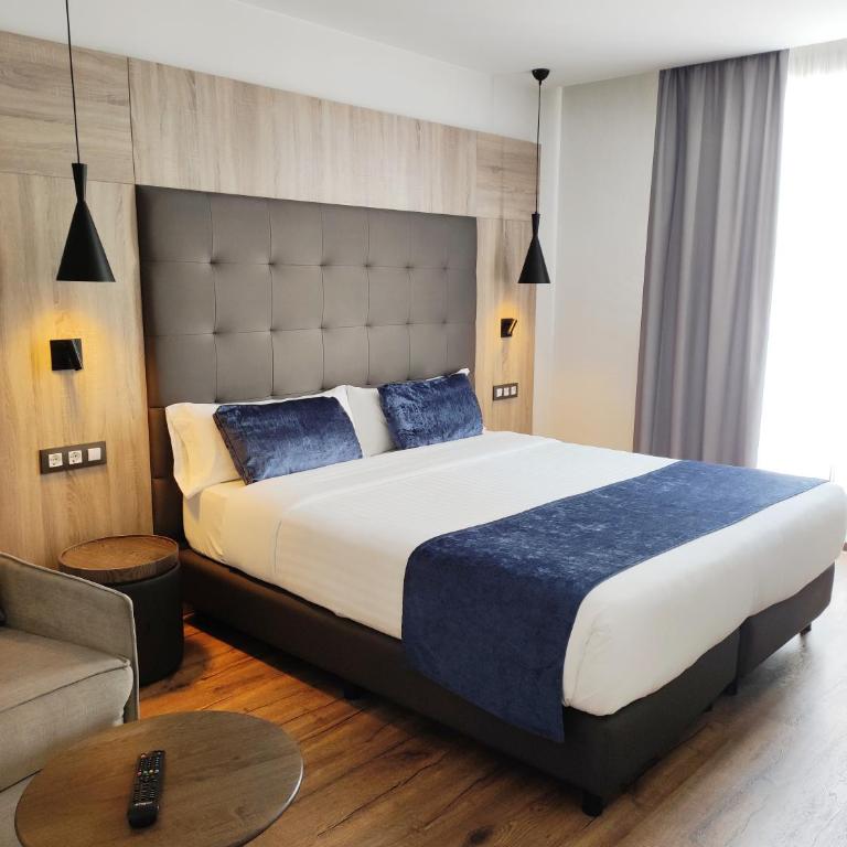 Taverna de la Sal Boutique Hotel - Habitación Doble Deluxe con balcón y vistas al mar - 7