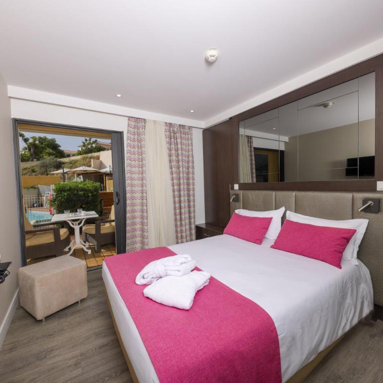 Hotel Saint Christophe - Chambre Double Supérieure - Vue sur Jardin - 3