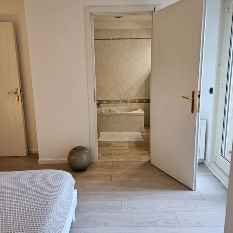 Cosy-piscine et vue mer à 1km de Monaco - Appartement 1 Chambre - 13
