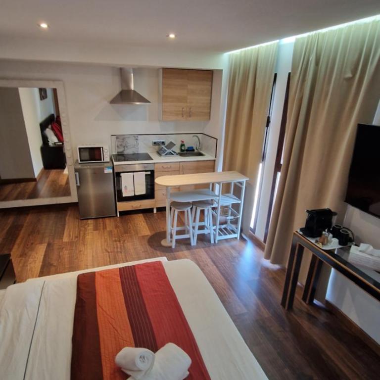 Apartamento Los Pedregales - One-Bedroom Apartment - 2