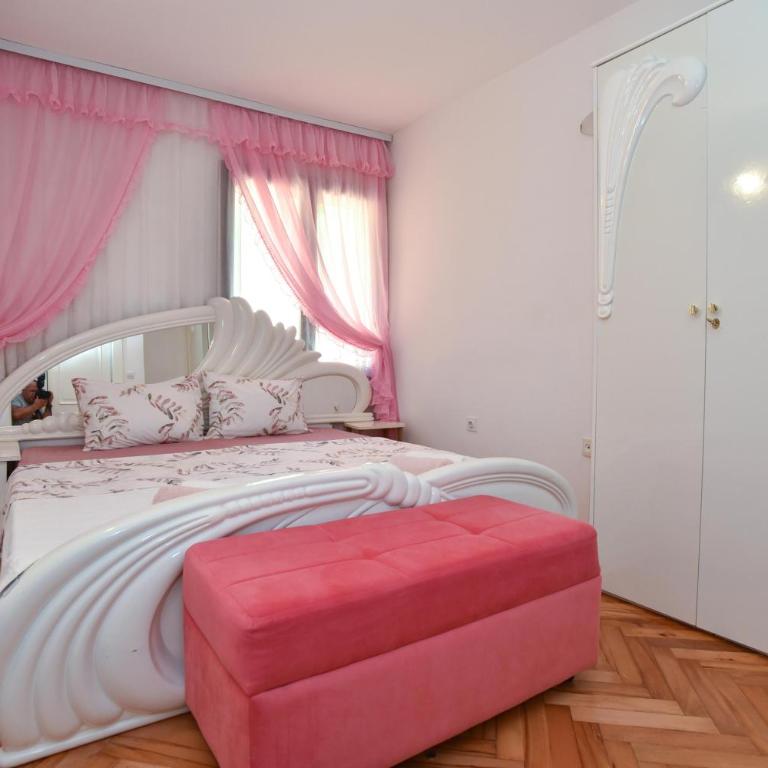 Vila Apartments Lidija - Deluxe Family Suite - 11
