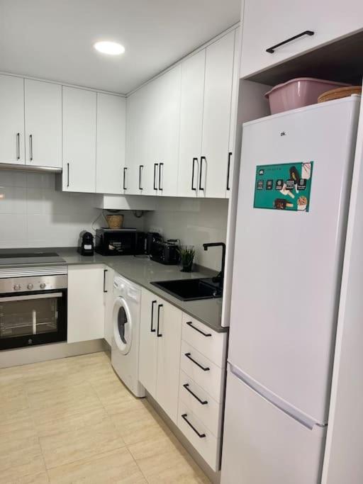 Apto Olta 3 centro Campello piscina wifi parking - Apartamento de 1 dormitorio - 9