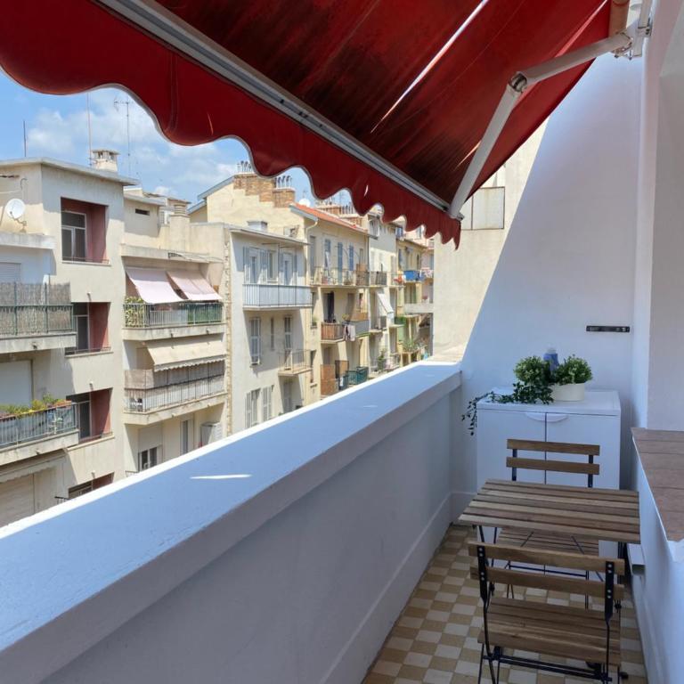 Studio cosy climatisé avec balcon hypercentre - Studio avec Balcon - 6