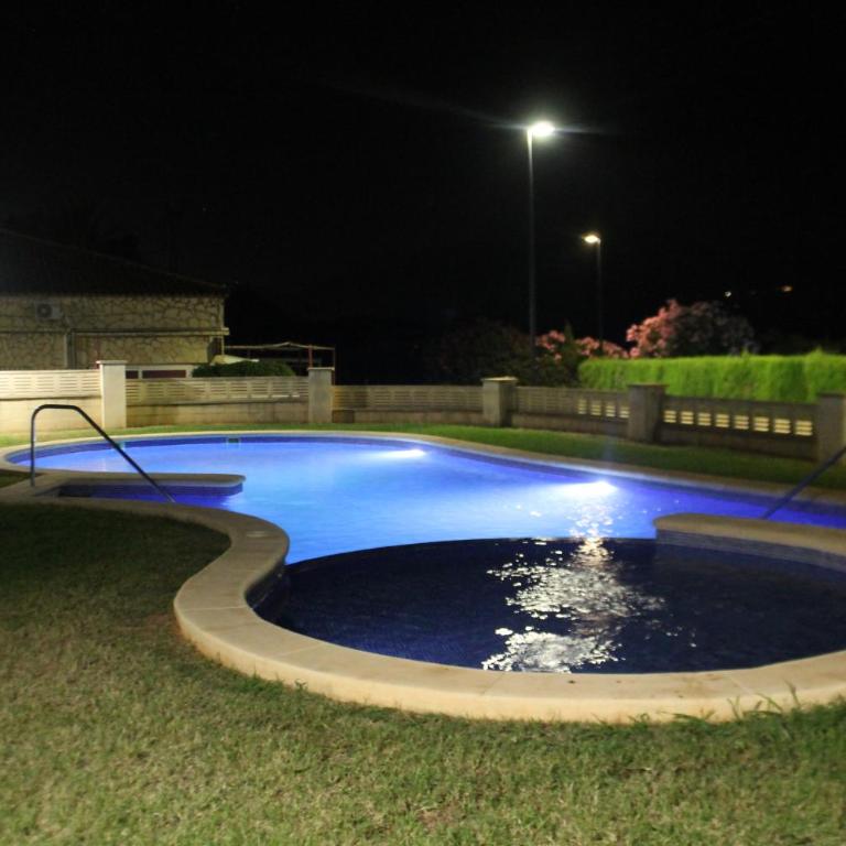 Apartamento a 250 metros de Playa Deveses - Piscina y Relax Denia - Two-Bedroom Apartment - 11