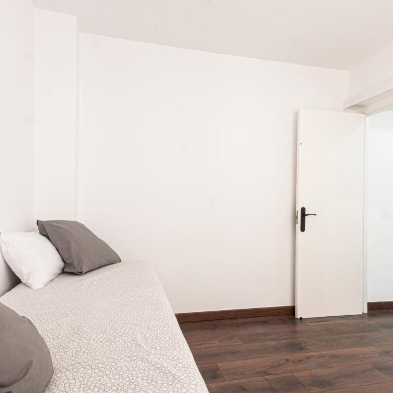 Design apartment plaça La font - Apartamento de 3 dormitorios - 25