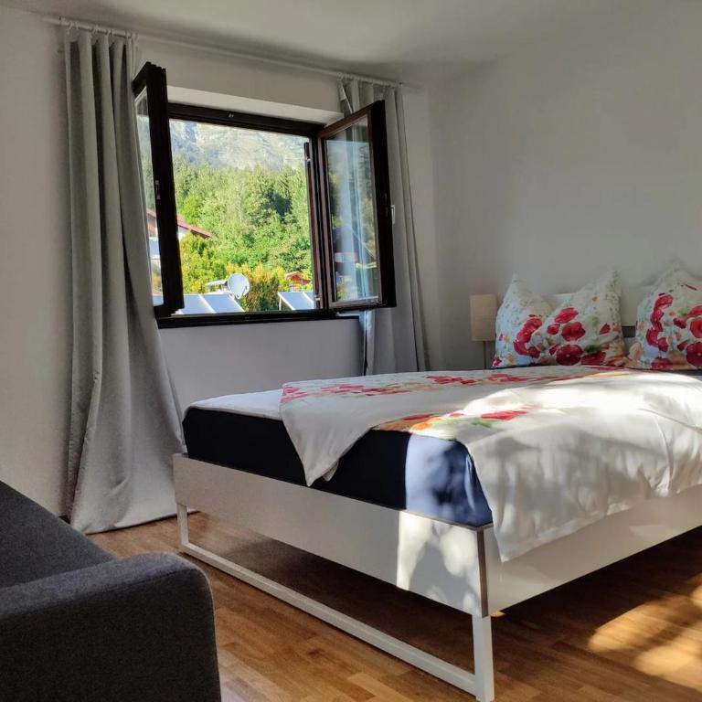 Alpendohle Apartments Innsbruck - Apartment mit Blick auf die Berge - 9