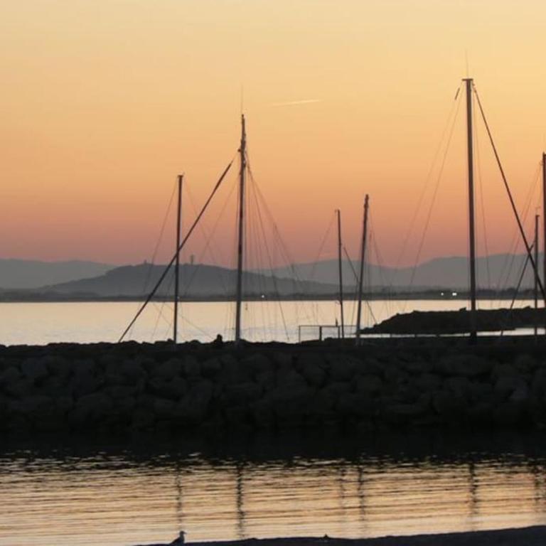 Grande villa neuve avec piscine près mer et Sète - Villa - 52