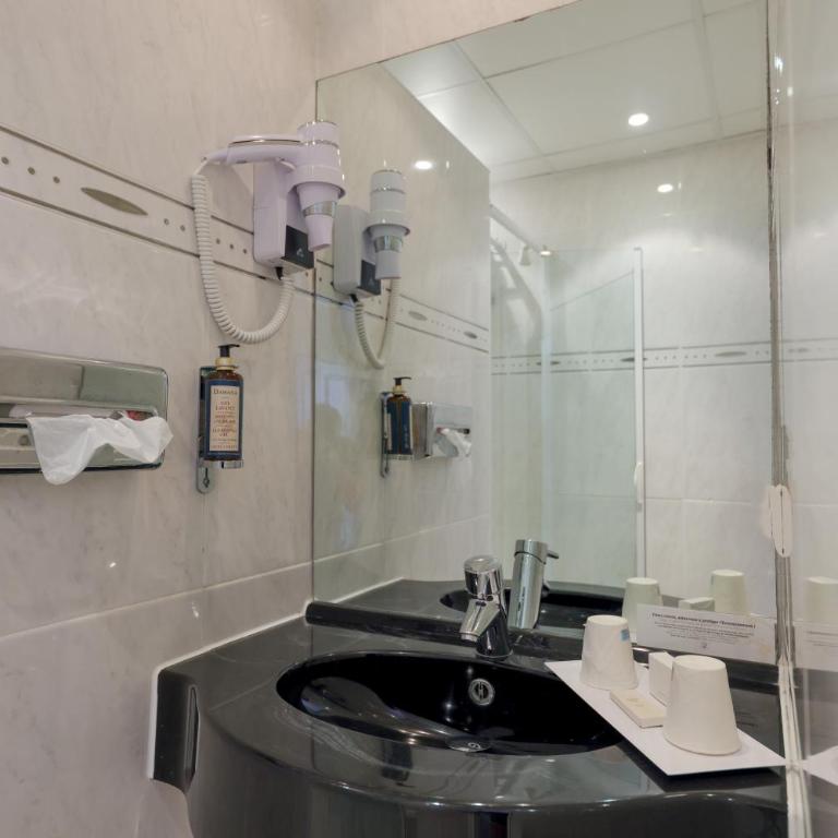 Hotel Saint Christophe - Chambre Double Standard - Vue sur Jardin - 8