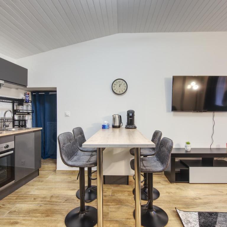 Appartement cosy Avignon centre-ville - One-Bedroom Apartment - 10