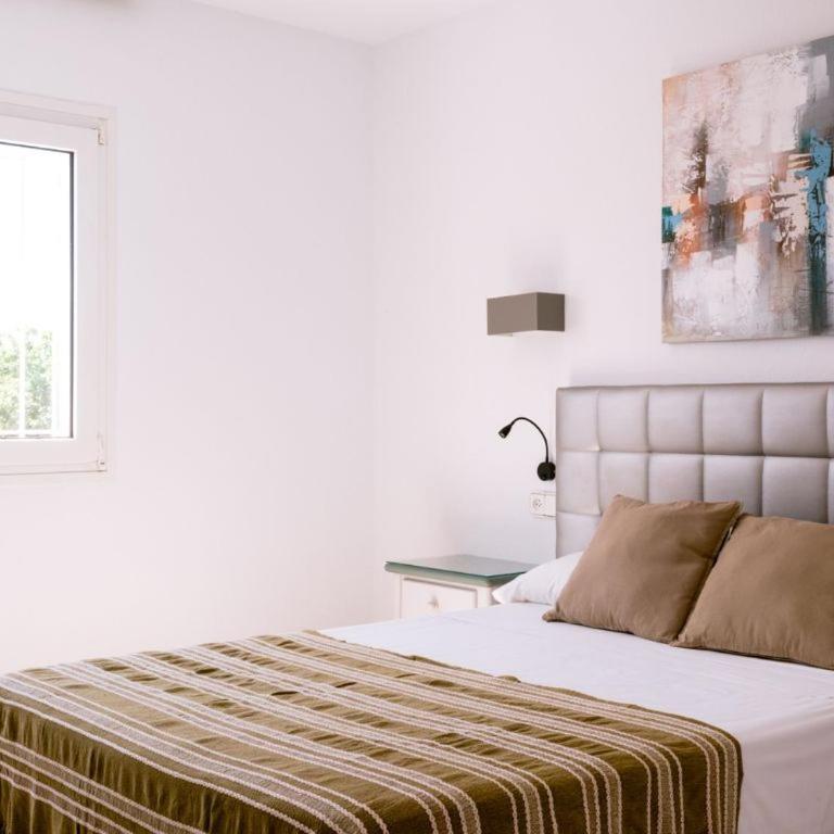 Villa KM2 lovely villa located just outside of Sa Carroca a 5 minute drive from Playa den Bossa - Villa de 5 dormitorios - 26