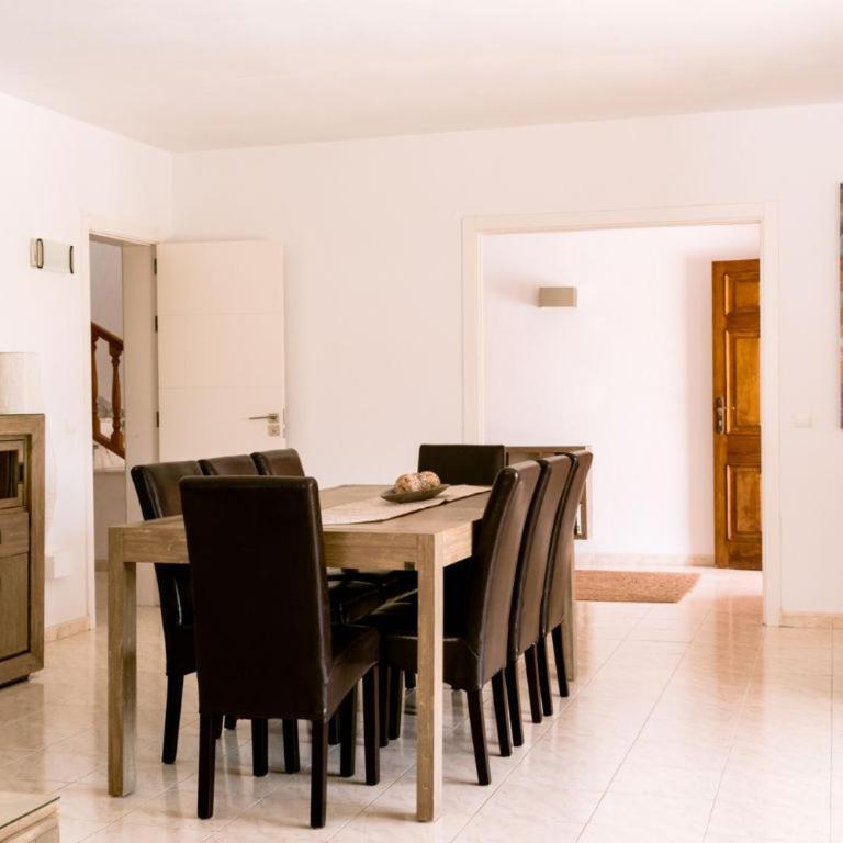 Villa KM2 lovely villa located just outside of Sa Carroca a 5 minute drive from Playa den Bossa - Villa de 5 dormitorios - 29