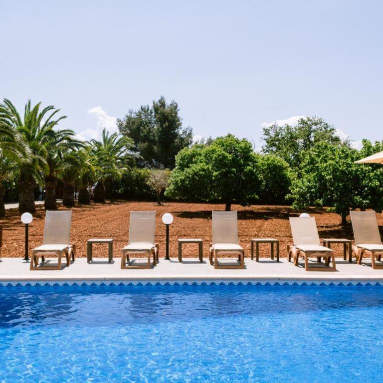 Villa KM2 lovely villa located just outside of Sa Carroca a 5 minute drive from Playa den Bossa - Villa de 5 dormitorios - 2