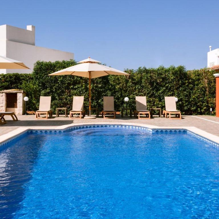 Villa KM2 lovely villa located just outside of Sa Carroca a 5 minute drive from Playa den Bossa - Villa de 5 dormitorios - 3