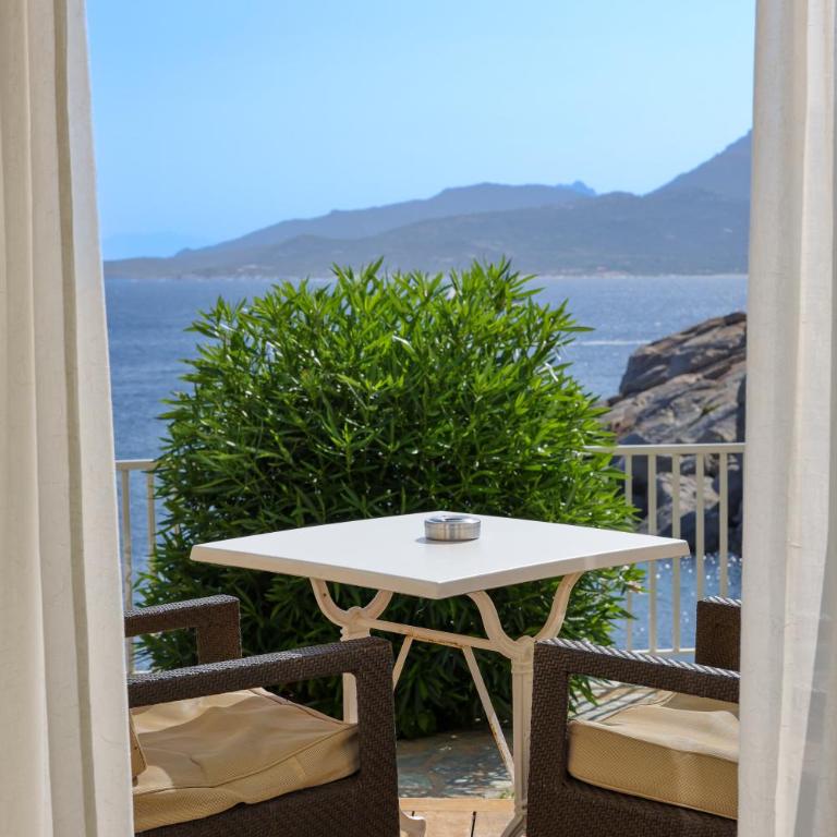 Hotel Saint Christophe - Chambre Double Supérieure - Vue Directe sur Mer - 25