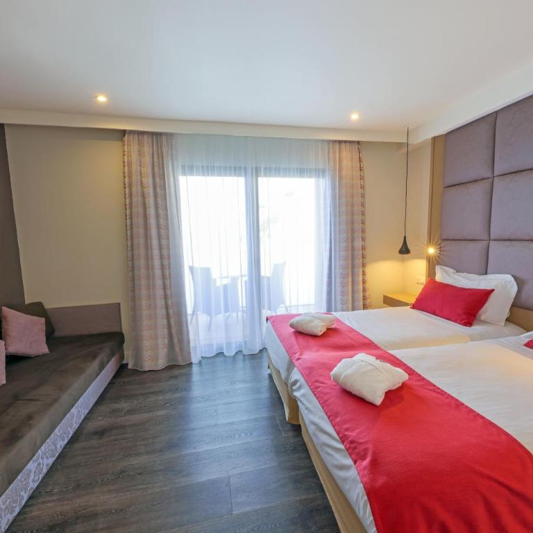 Hotel Saint Christophe - Chambre Triple Supérieure - Vue Directe sur Mer - 3
