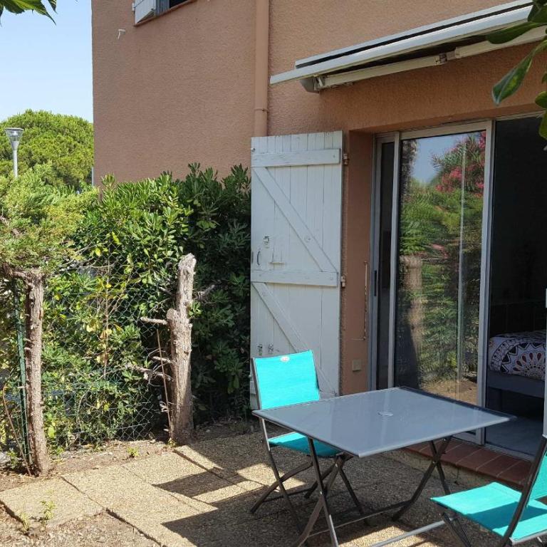 Grand jardin, plage, agréable, hôte reactif - Apartment mit 1 Schlafzimmer - 5