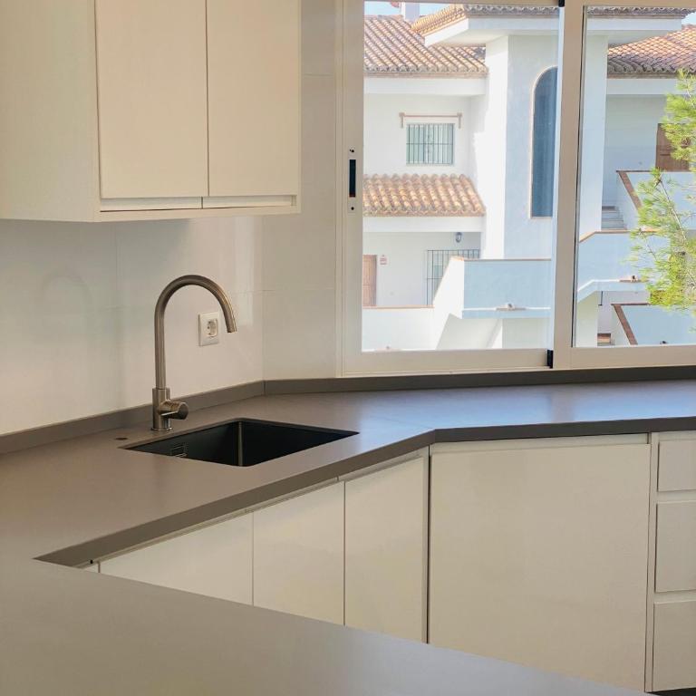 Jardines de Adnania en Marina del Este con vista al mar ADA - Three-Bedroom Apartment - 29