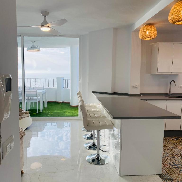 Jardines de Adnania en Marina del Este con vista al mar ADA - Three-Bedroom Apartment - 47
