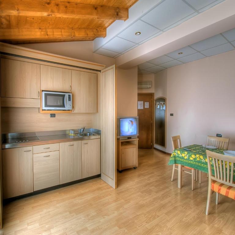 Hotel Residence Dei Fiori - Suite - 1