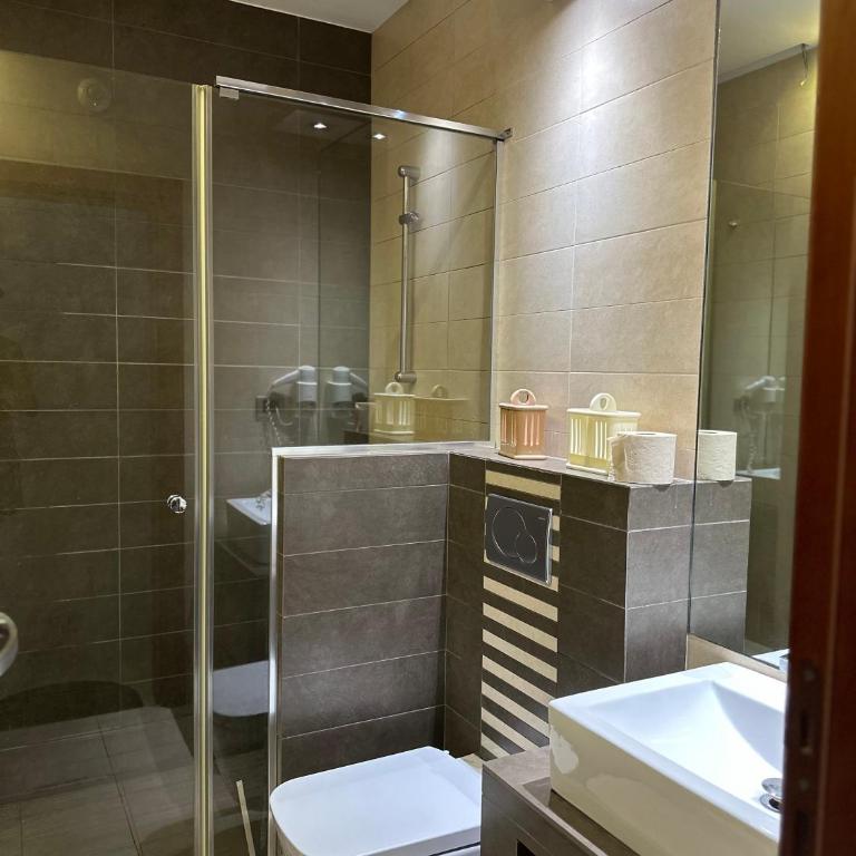 Vila Centar - Standardni Trokrevetni Studio - 2