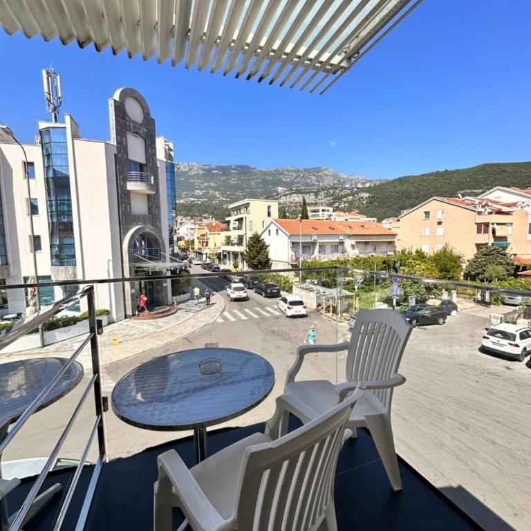 Vila Centar - Mala Dvokrevetna Soba sa Bračnim Krevetom - 8