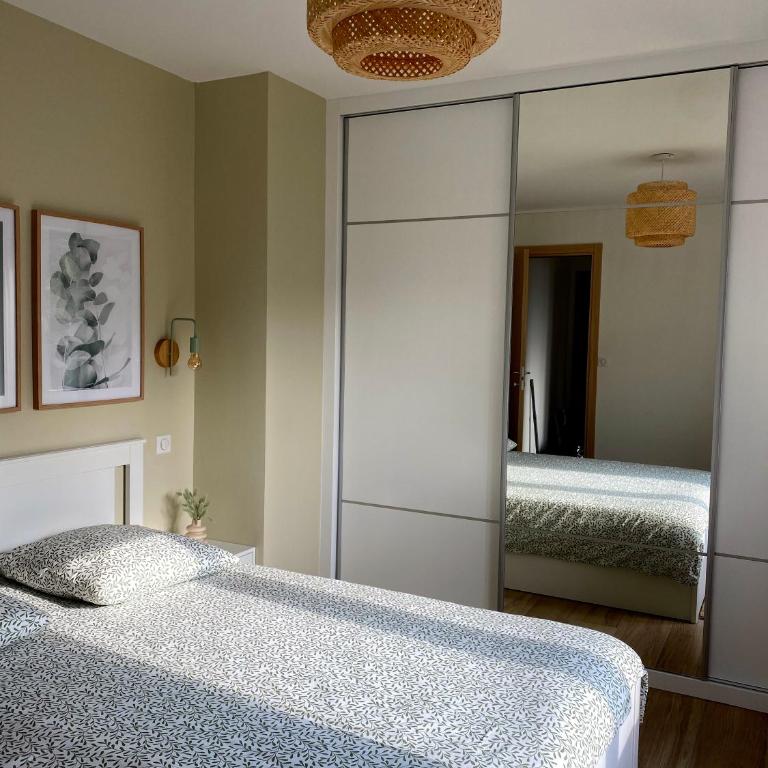T3 rénové, jardin parking & garage privé, proche centre - Casa de 2 dormitorios - 12