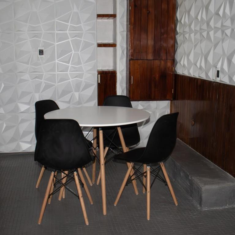 Suites Las Plazas - Apartamento con balcón - 4