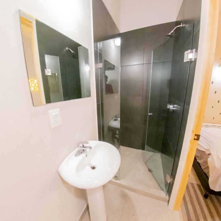 ONCE UPON A TIME IN MEXICO - KASA KAKTUS - Deluxe Double Room with Shower - 1