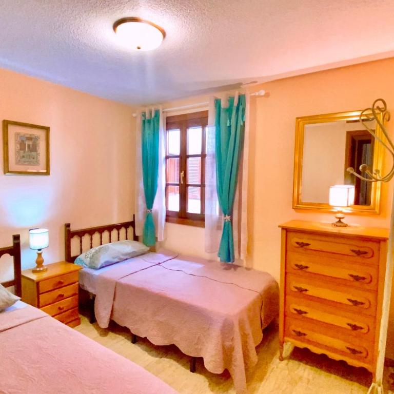 Beautiful apartment near LaMata Beach with PANORAMA SEA view!!! - Apartamento de 2 dormitorios - 37