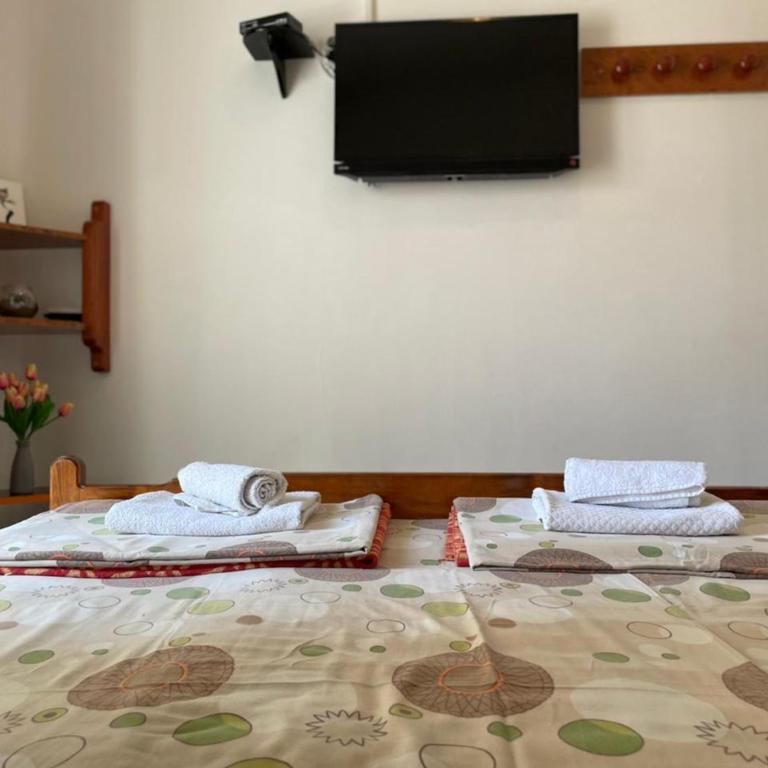Jelić apartmani - Dvokrevetna Soba sa Bračnim Krevetom sa Balkonom i Pogledom na More - 3