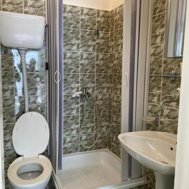 Jelić apartmani - Dvokrevetna Soba sa Bračnim Krevetom i Balkonom - 2