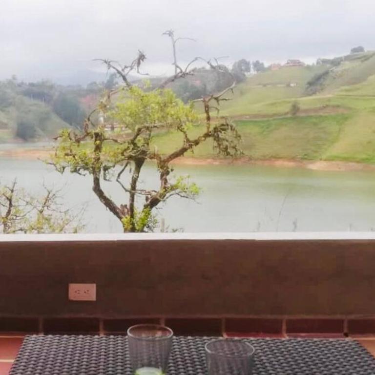 Cozy lakefront House for 6 (Guatape dam) - Casa de 2 dormitorios - 7