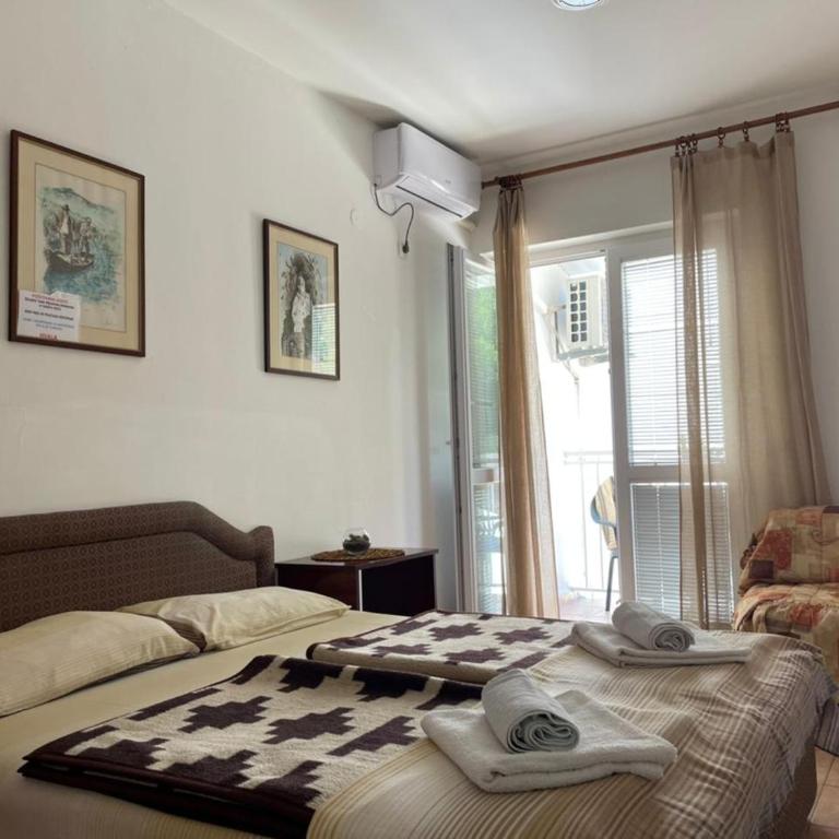 Jelić apartmani - Studio s King-sajz Krevetom i Sofom na Izvlačenje - 3