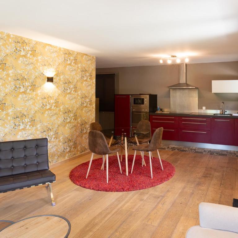 Hôtel l'Amandière - Maison de Vacances avec Jardin Privé - 1