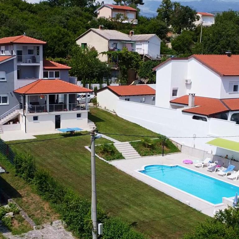 Villa HS - Deluxe Villa - 1