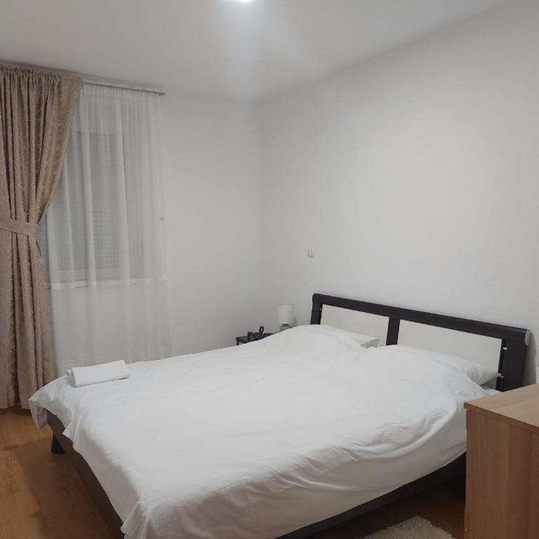 Good Vibes - Apartment with Balcony - 11