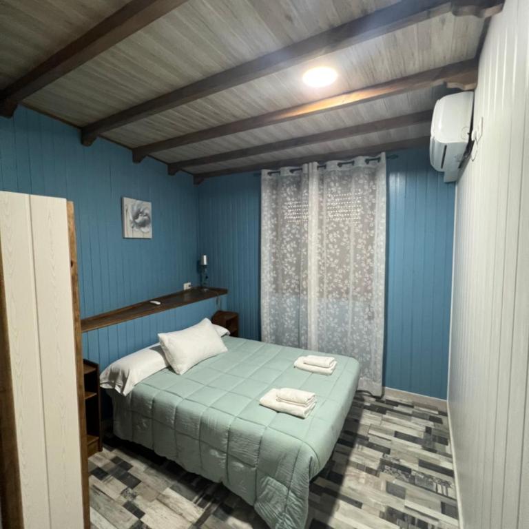 Alojamiento Cerro de las Salinas - Habitación Doble con baño privado - 11