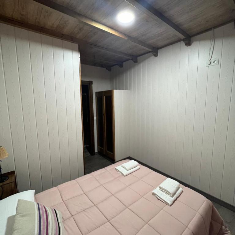 Alojamiento Cerro de las Salinas - Habitación Doble con baño privado - 10