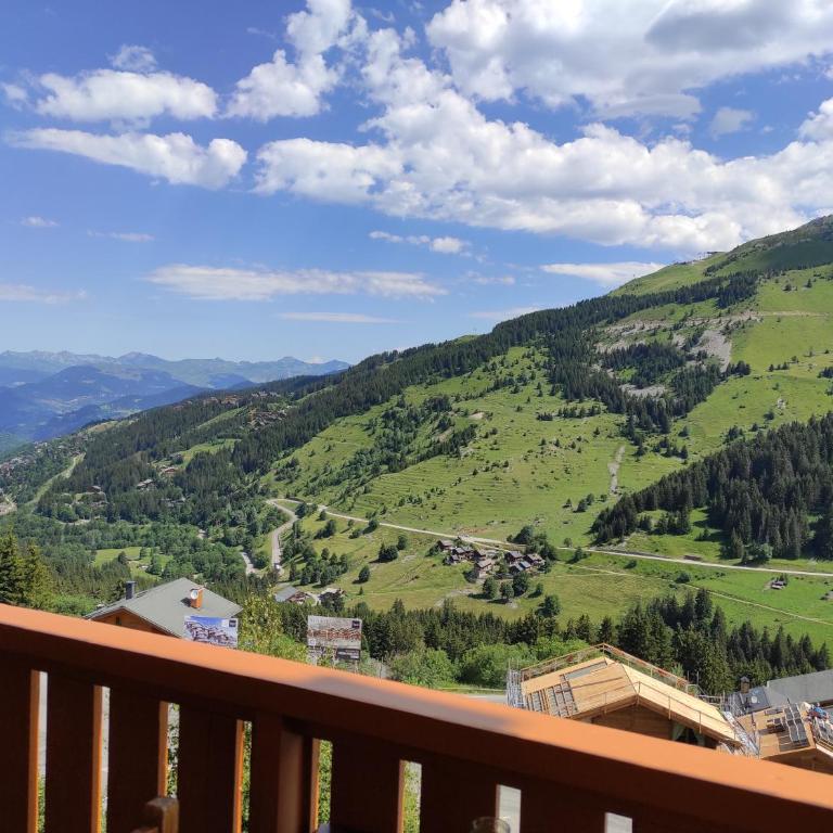 Appartement 3 étoiles avec balcon, vue montagne à Méribel Mottaret - Two-Bedroom Apartment - 32