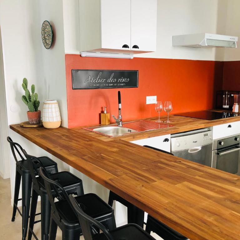 CASA DAHLIA - Charmant appartement équipé avec terrasse, 50m du port - Apartamento de 2 dormitorios con terraza - 10