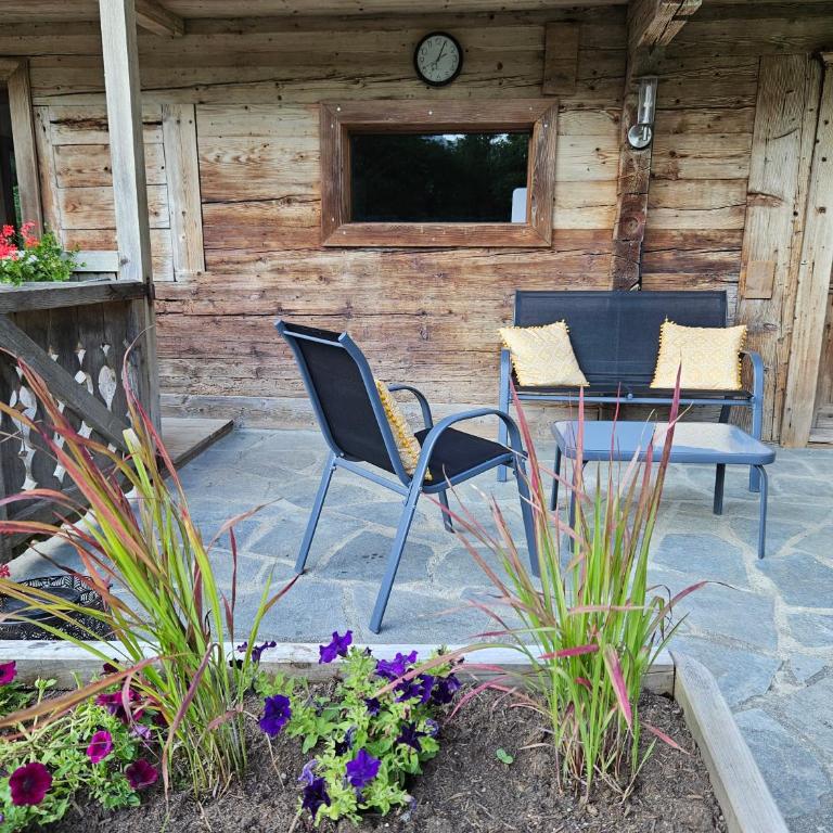 Traditional Chalet au calme avec hamman, sauna, jardins acceuillants et spacieux à l'intérieur et extérieur - Superior Chalet - 24