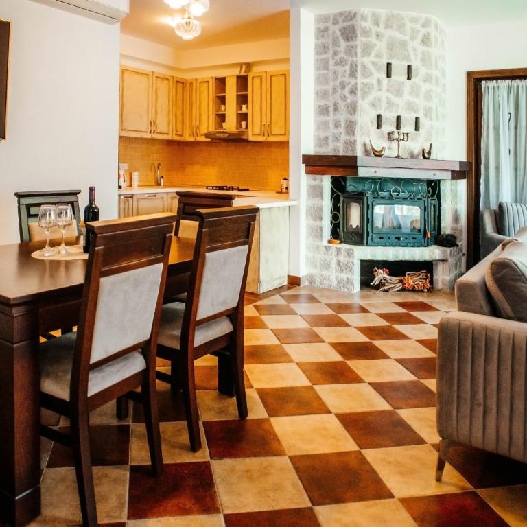 Villa Chantal - Apartman sa Terasom - 16