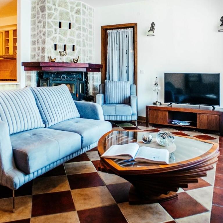 Villa Chantal - Apartment with Terrace - 1