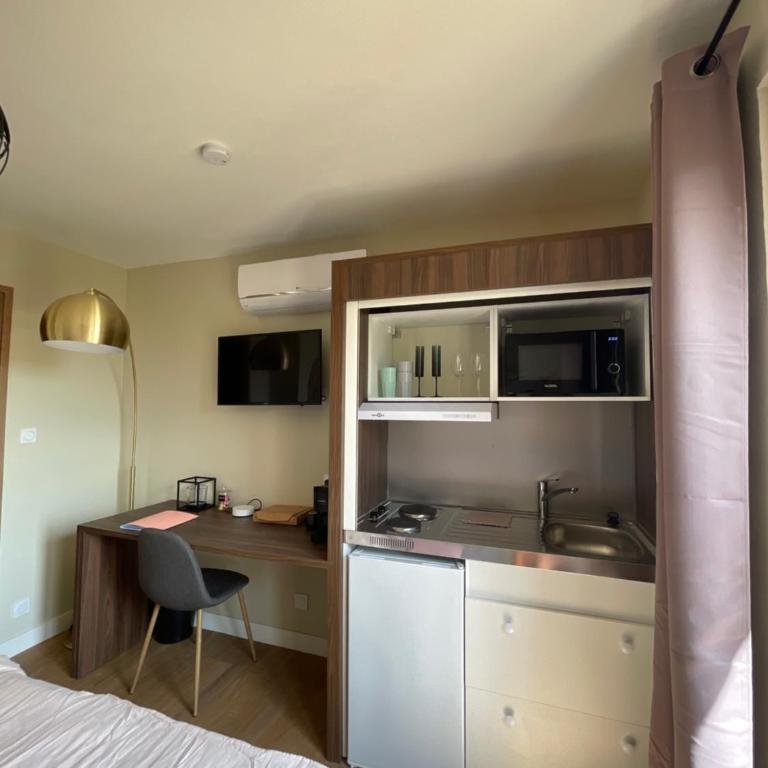 Chambre d'hôtes avec Jacuzzi Ventoux Cocoon - Chambre Double avec Salle de Bains Privative - 13