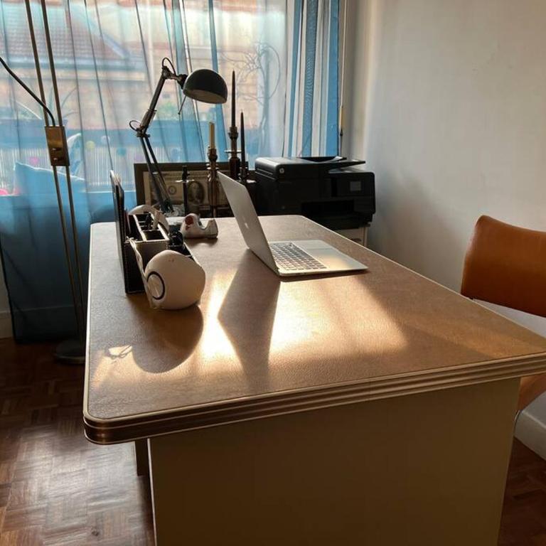 Grand appartement avec balcon et parking gratuit sur place - Appartamento con 2 Camere da Letto - 15