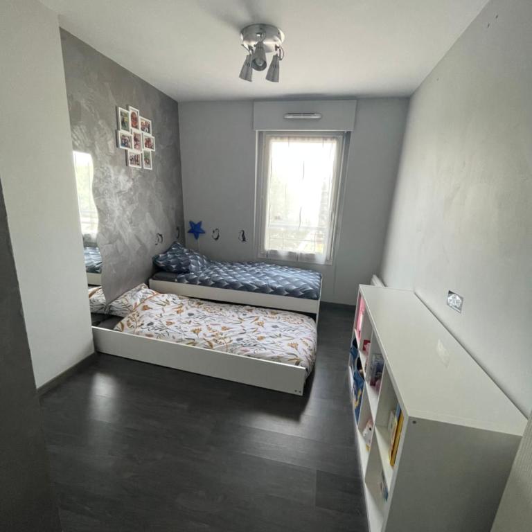 F4 lumineux proche du stade de France - Three-Bedroom Apartment - 12