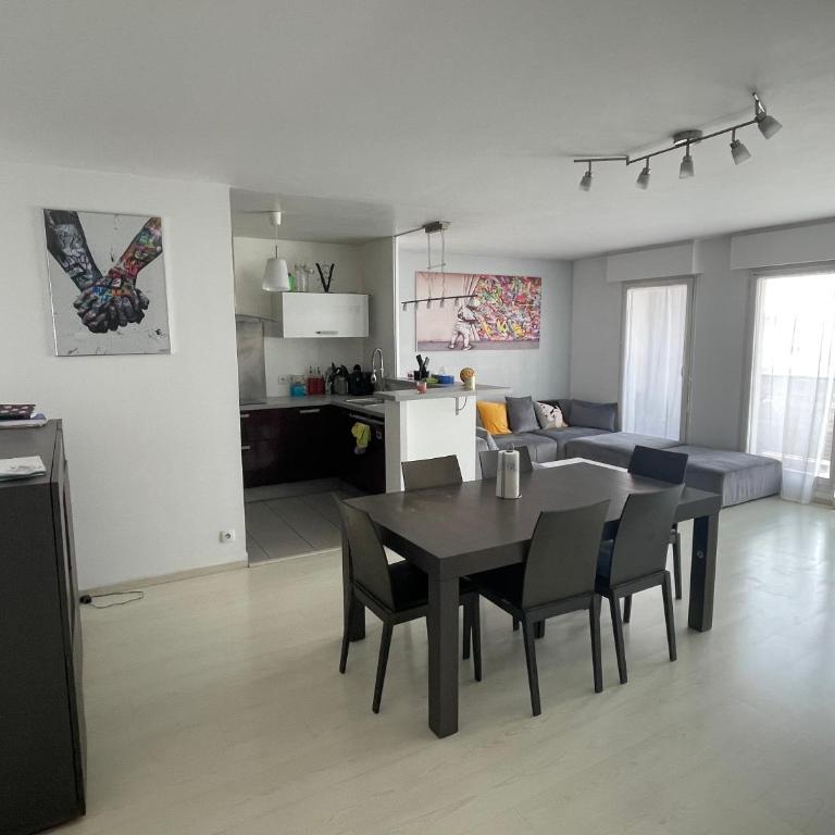 F4 lumineux proche du stade de France - Three-Bedroom Apartment - 10